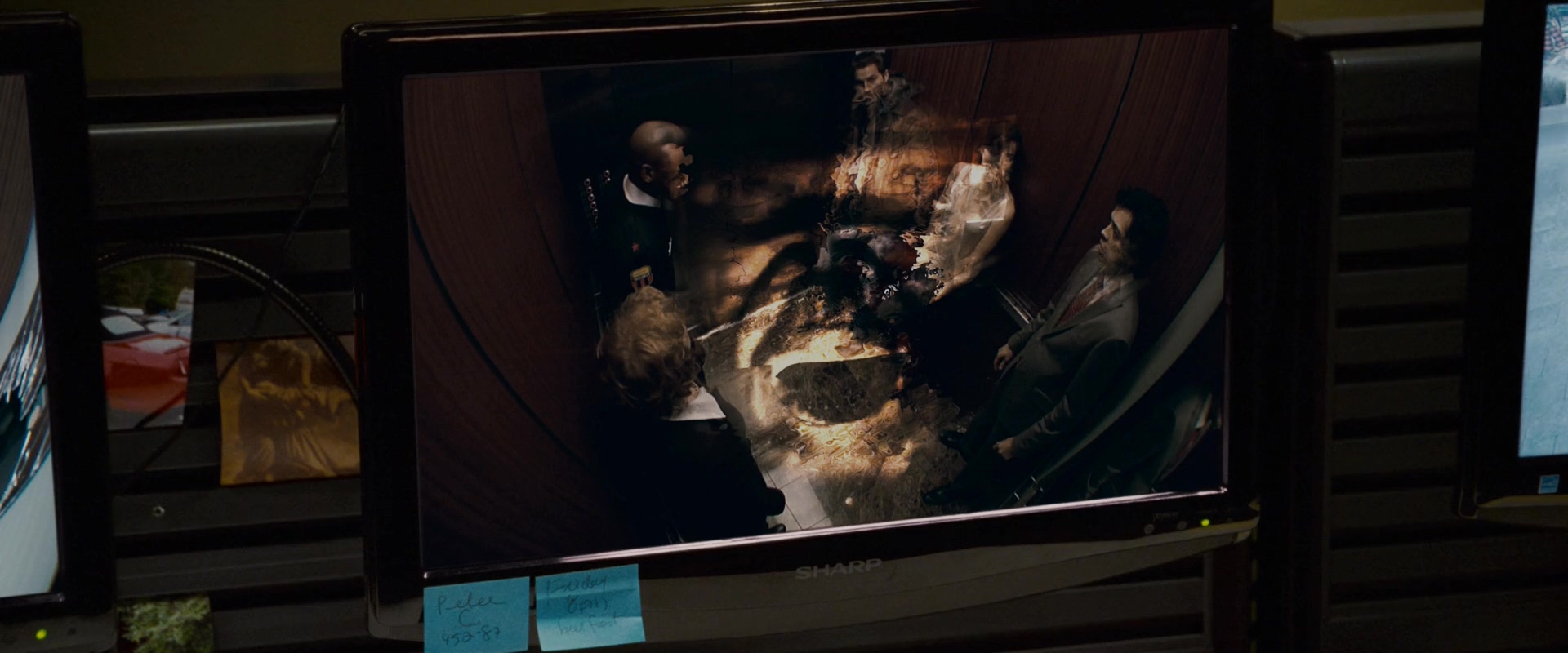 电梯里的恶魔.Devil.2010.CNSC.mkv_20250712_144733.890.jpg