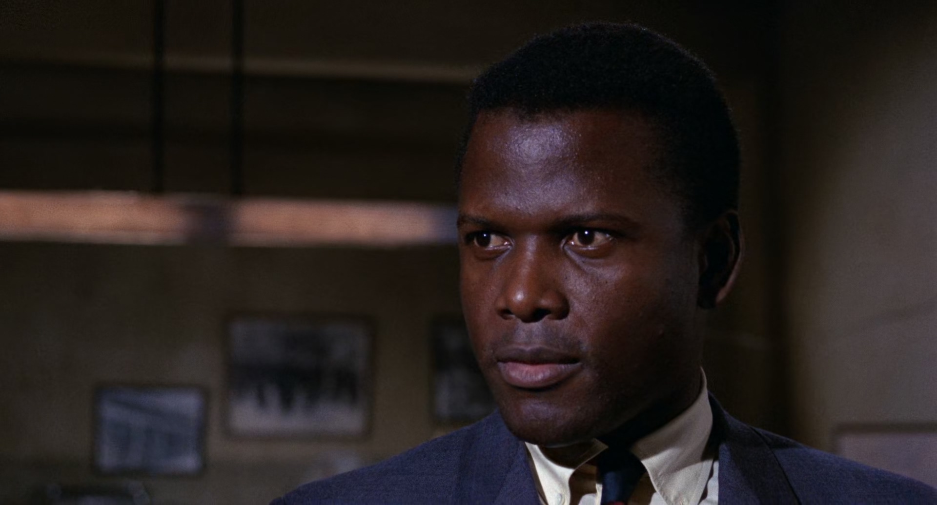 In.the.Heat.of.the.Night.1967.REMASTERED.1080p.BluRay.x265-RARBG.mkv_20250715_22.jpg