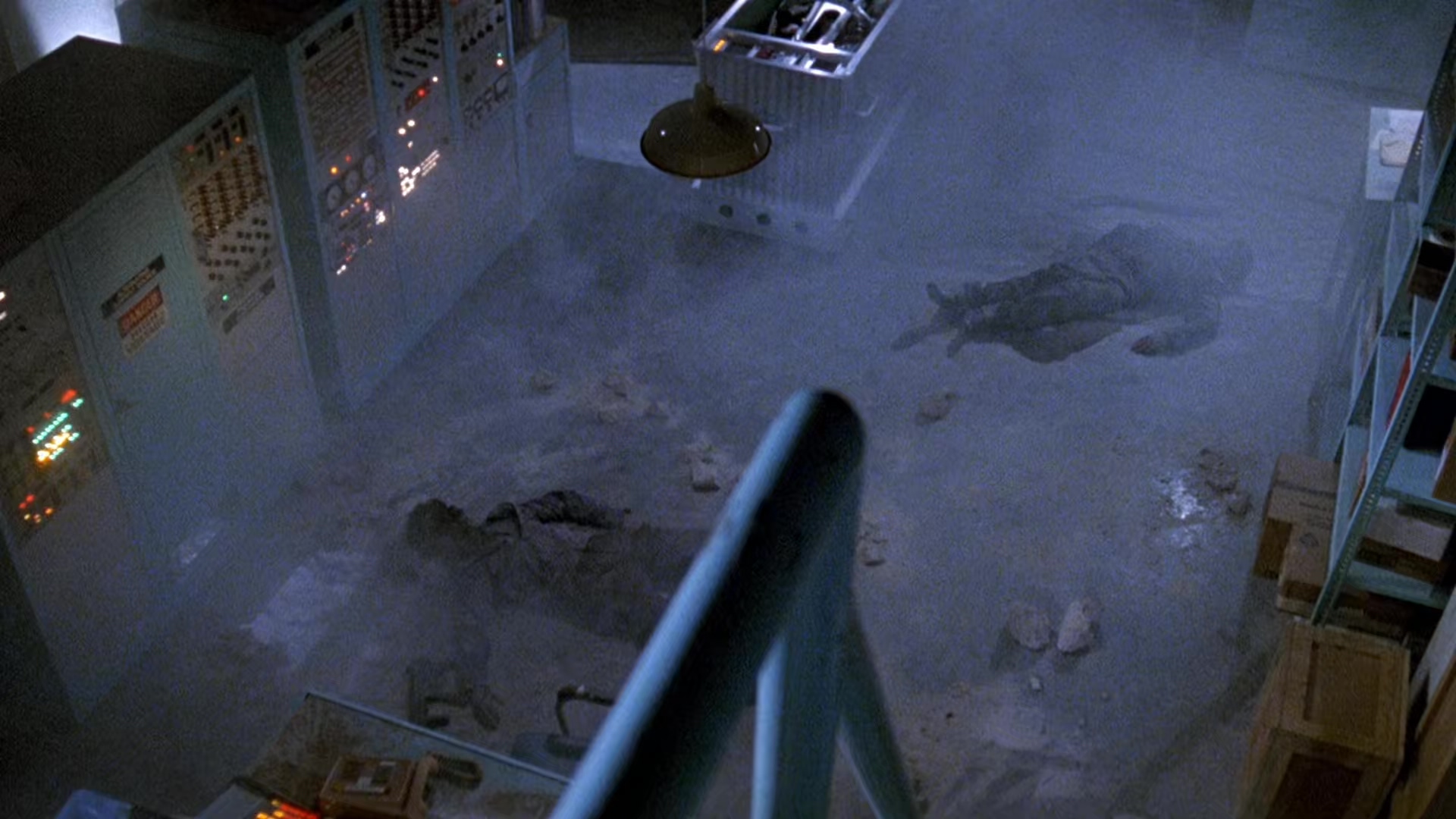白头神探2：恐怖的气味.The.Naked.Gun.2.1.2.The.Smell.of.Fear.1991.2Audio.CN.mkv_2.jpg