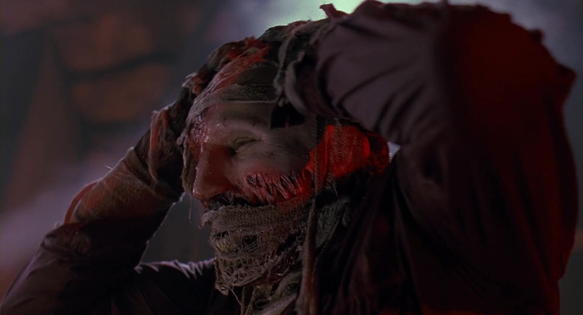 变形黑侠1.Darkman.1990.3Audio.CN.mkv_20250717_155412.743.jpg
