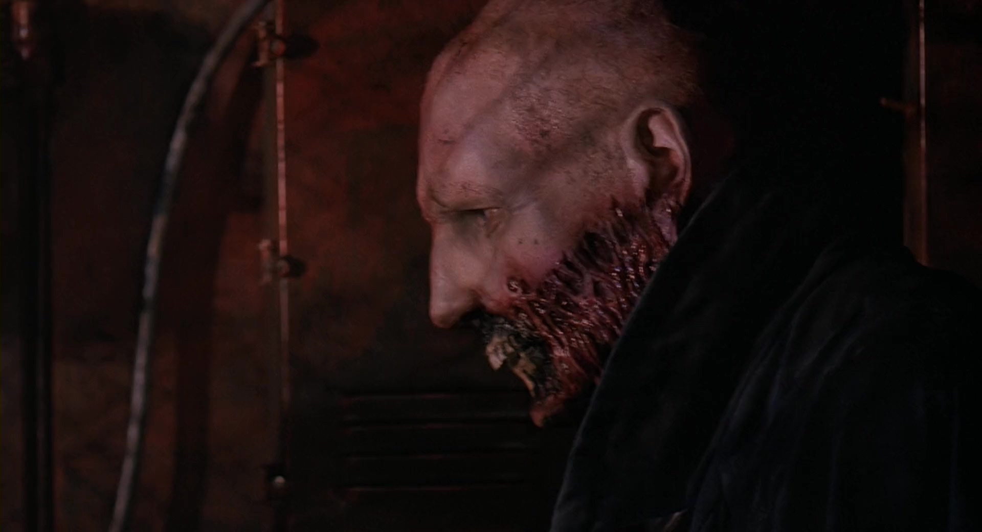 变形黑侠1.Darkman.1990.3Audio.CN.mkv_20250717_155417.361.jpg