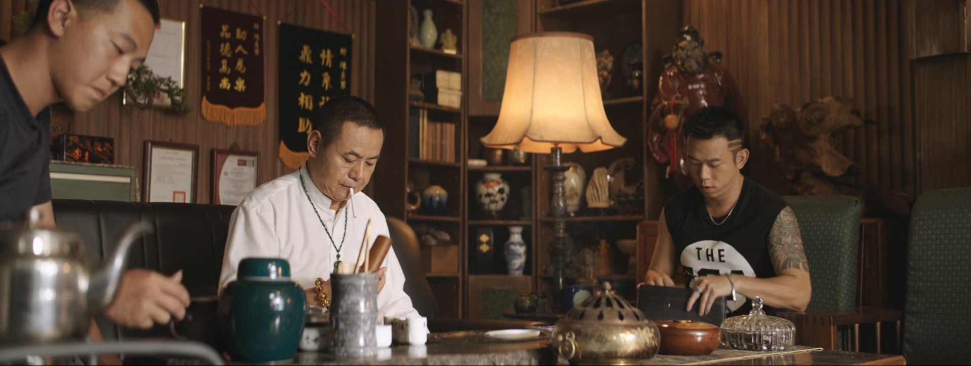 角头Gatao.2015.CHINESE.1080p.WEBRip.x265-VXT.mkv_20250720_102219.908.jpg