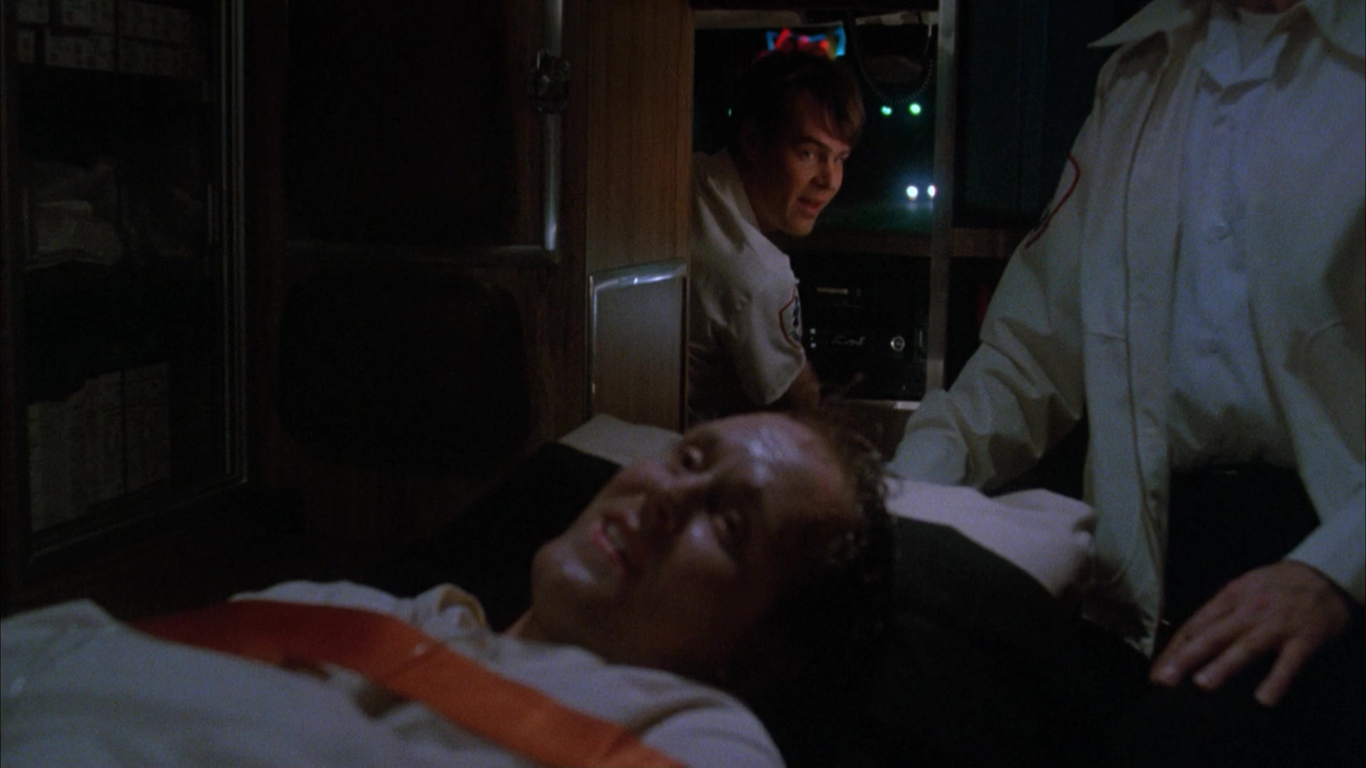 阴阳魔界.twilight.zone.the.movie.1983.2Audio.CN.mkv_20250723_131807.733.jpg