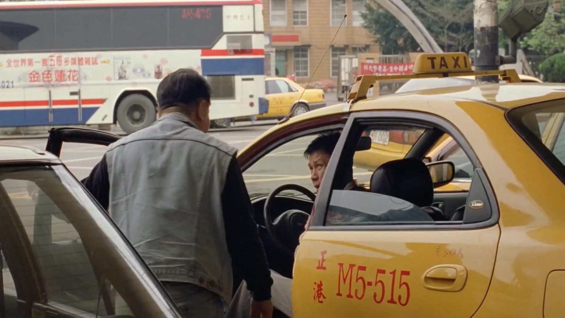 运转手之恋.2000.mkv_20250725_094149.949.jpg
