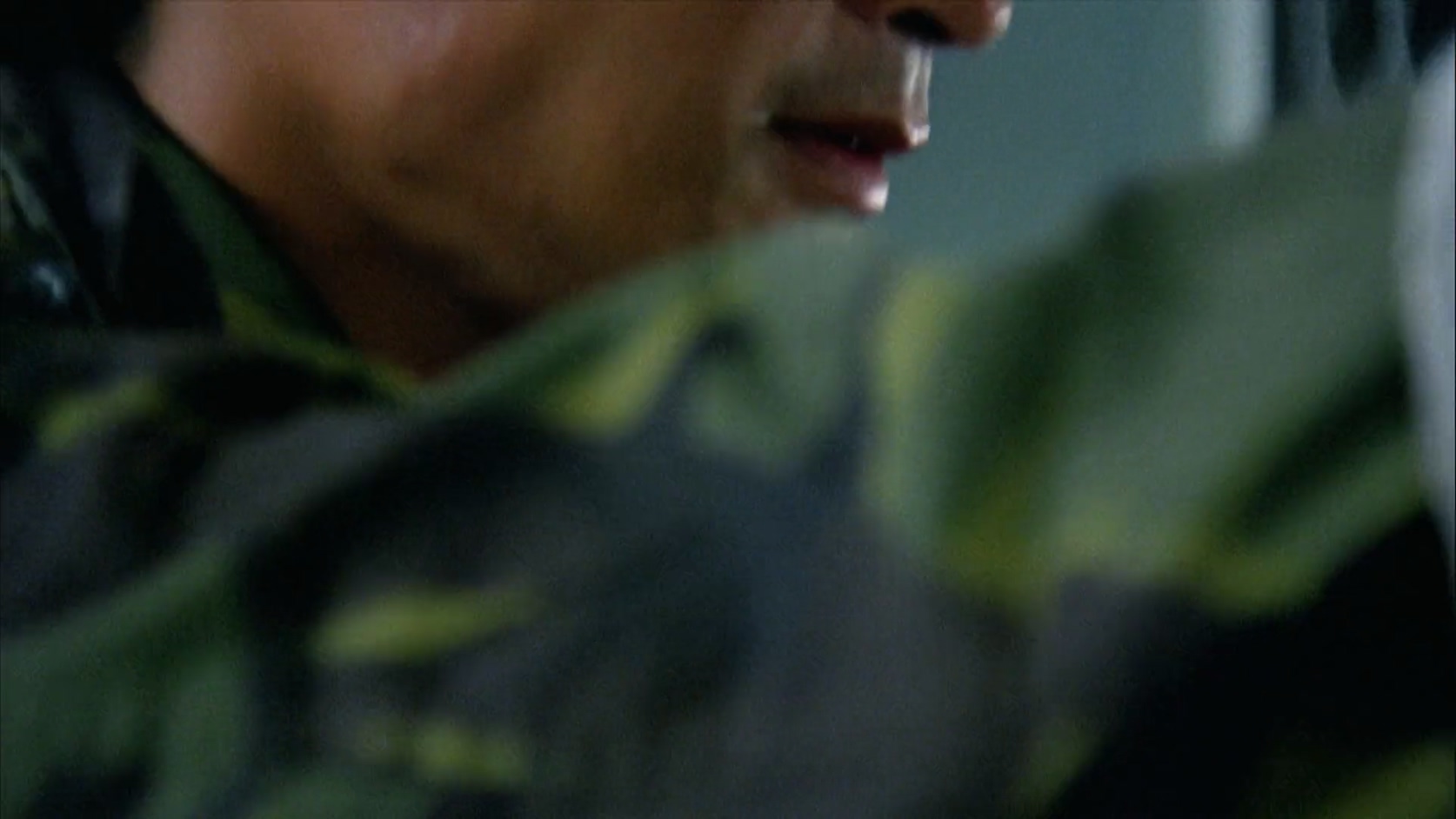 皇家飞凤.Angel.Enforcers.1989.1080p.BluRay.x264.AAC.2audio.mkv_20250728_102807.582.jpg