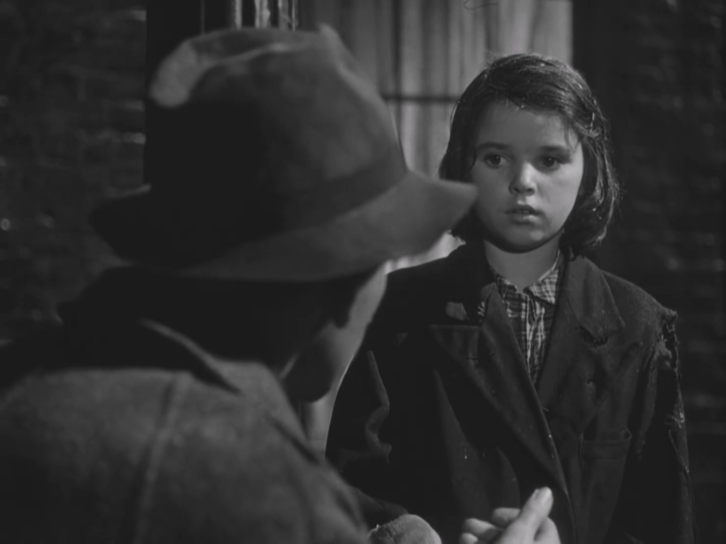 Odd.Man.Out.1947.CC.Bluray.1080p.x264-bylh.mkv_20250729_101601.184.jpg