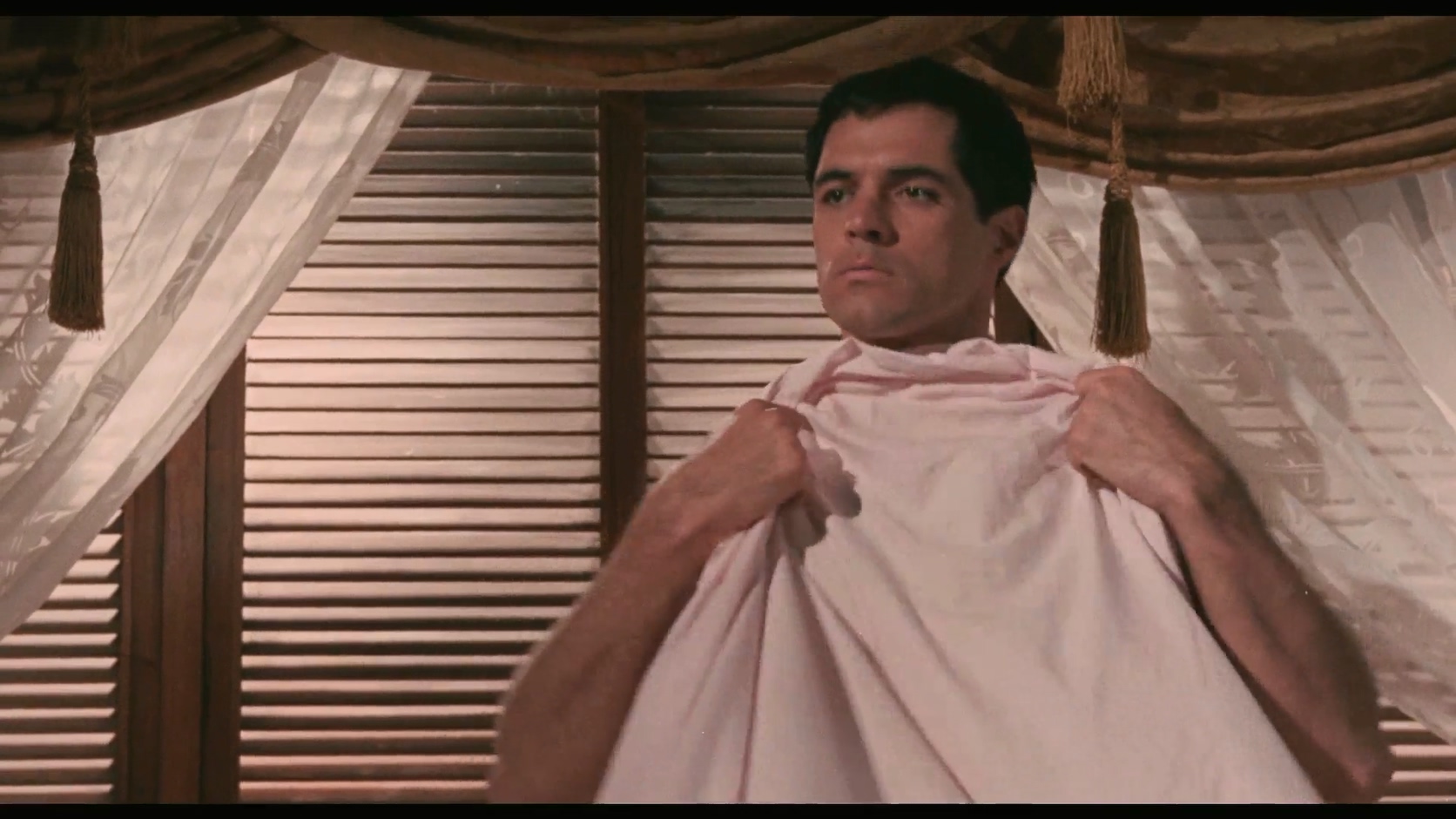 1968.OSS117之罗马之旅(104分钟).1080P.法语中字.mkv_20250731_000053.531.jpg