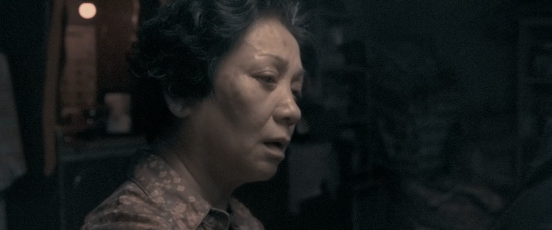 僵尸.Rigor.Mortis.2013.CHINESE.1080p.BluRay.x265.2audio-VXT.mkv_20250731_105112.330.jpg