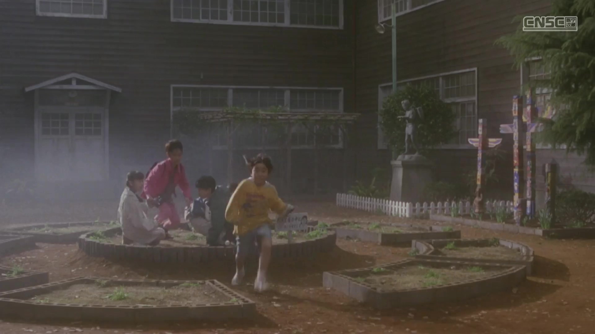 学校怪谈2.1996.CN.mkv_20250731_133422.122.jpg