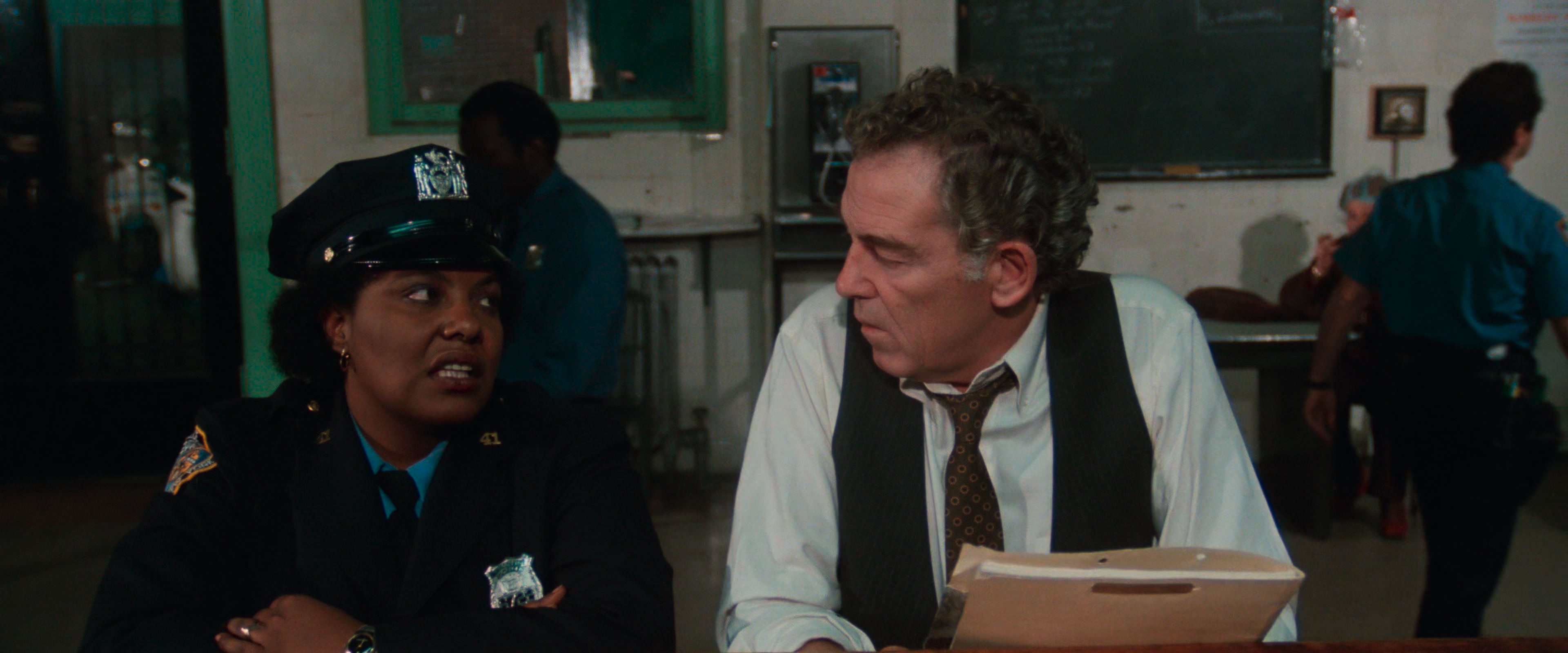 The.New.York.Ripper.1982.2160p.UHD.BluRay.x265.10bit.HDR.TrueHD.7.1.Atmos-RARBG-.jpg