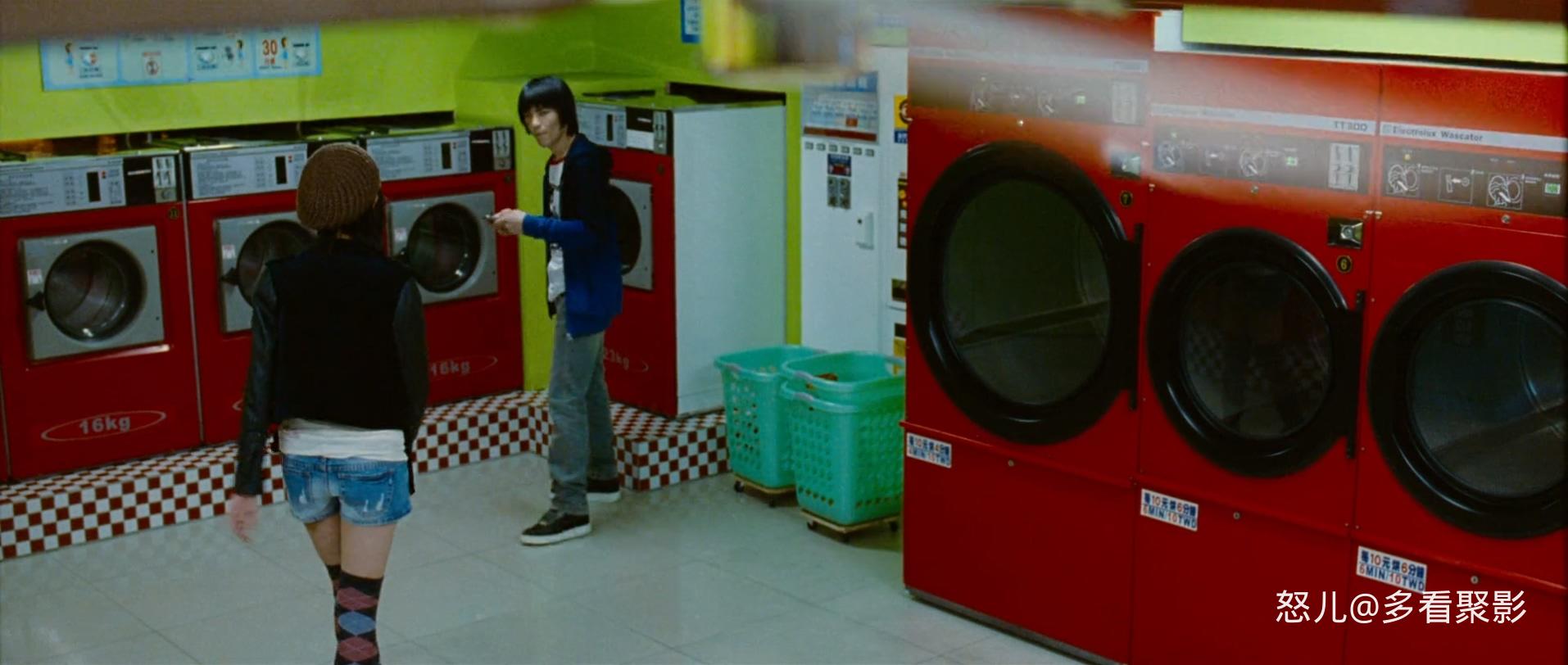 杀手欧阳盆栽.The.Killer.Who.Never.Kills.2011.CHINESE.1080p.BluRay.H264.AAC-VXT.m.jpg