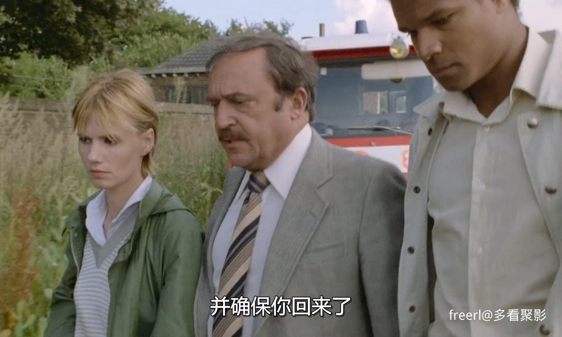 女侦探.La.Femme.Flic.1980.1080p.BluRay.x264.AAC.国英双语中字.mkv_20250906_220907.267.jpg