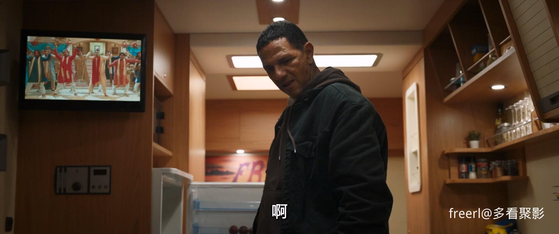 老兵营救.Elyas.2024.1080p.BluRay.x264.AAC.国英双语中字.mkv_20250911_221320.215.jpg