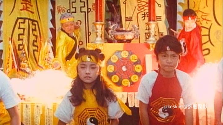 1989.幽幻道士5之立体奇兵(89分钟).404P.国粤对应国字.mkv_20250927_010619.552.jpg