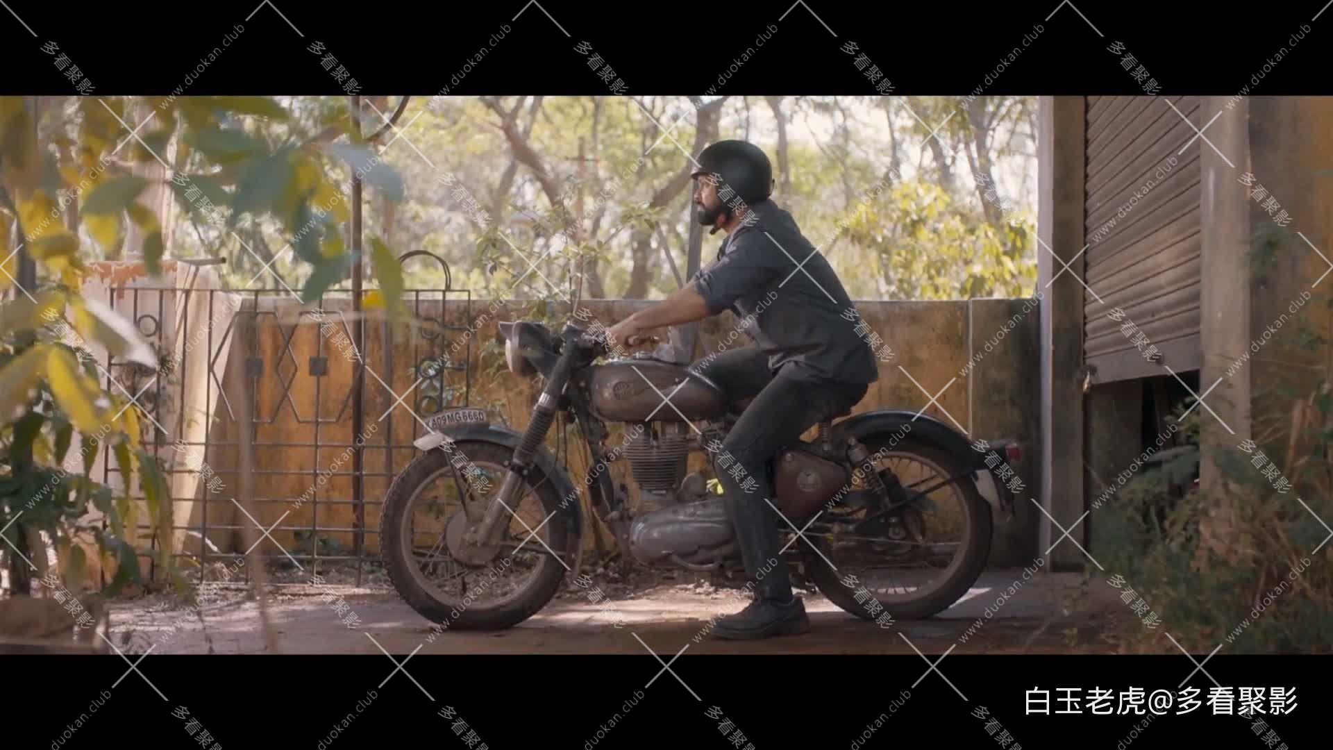 777.Charlie.2022.1080p.WEB-DL.H264.AAC-MOMOWEB.mkv.jpg