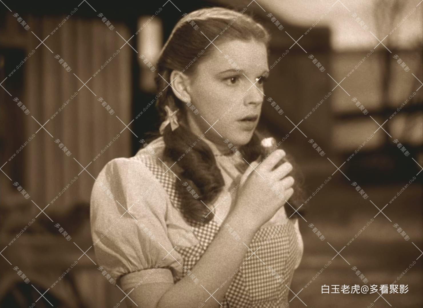 The.Wizard.of.Oz.1939.BluRay.1080p.x265.10bit.2Audio-MiniHD.mkv_20250927_175133.163.jpg
