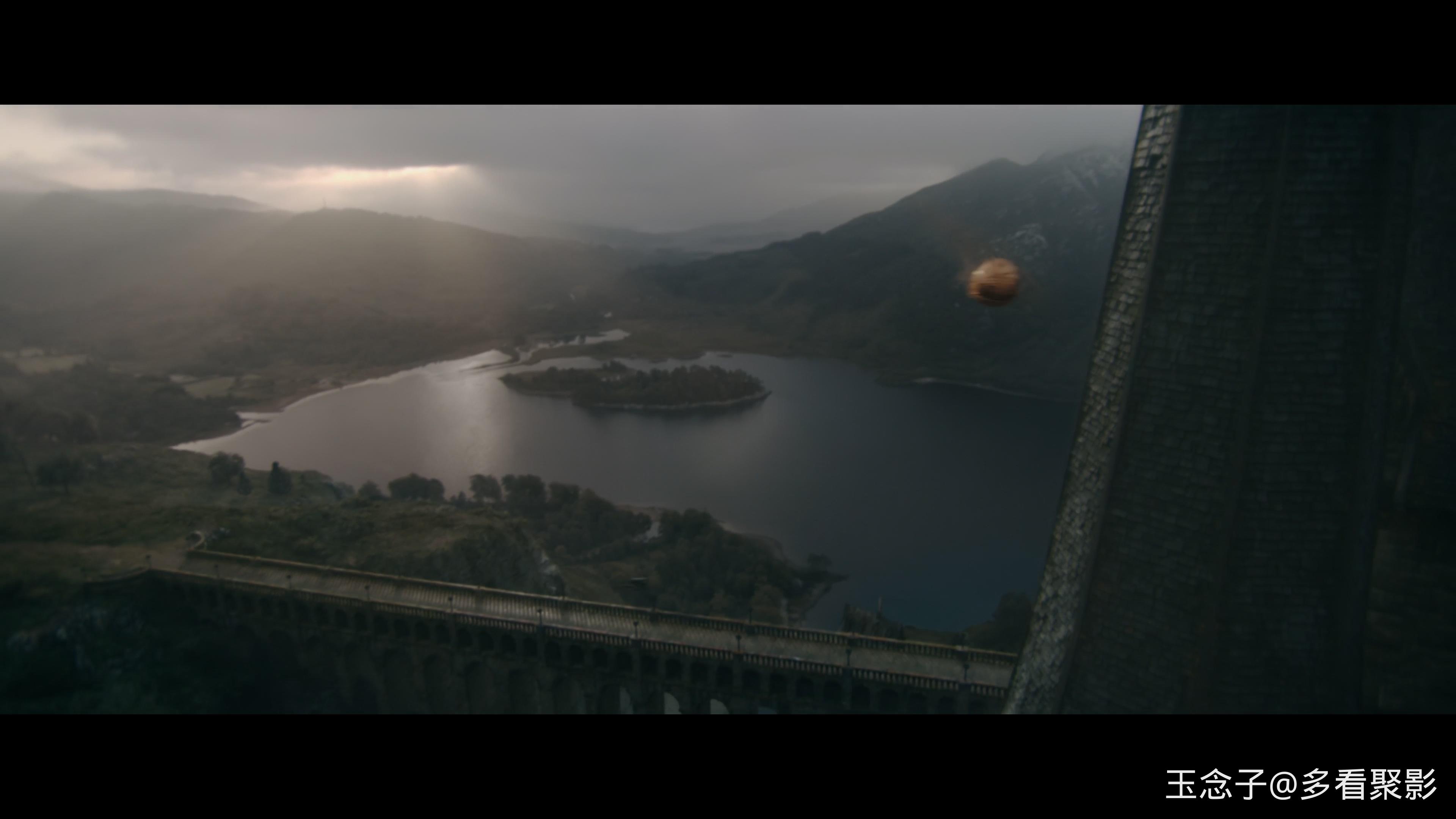 邓布利多之谜.Fantastic.Beasts.The.Secrets.of.Dumbledore.2022.BD2160P×264.AAC.CH.jpg