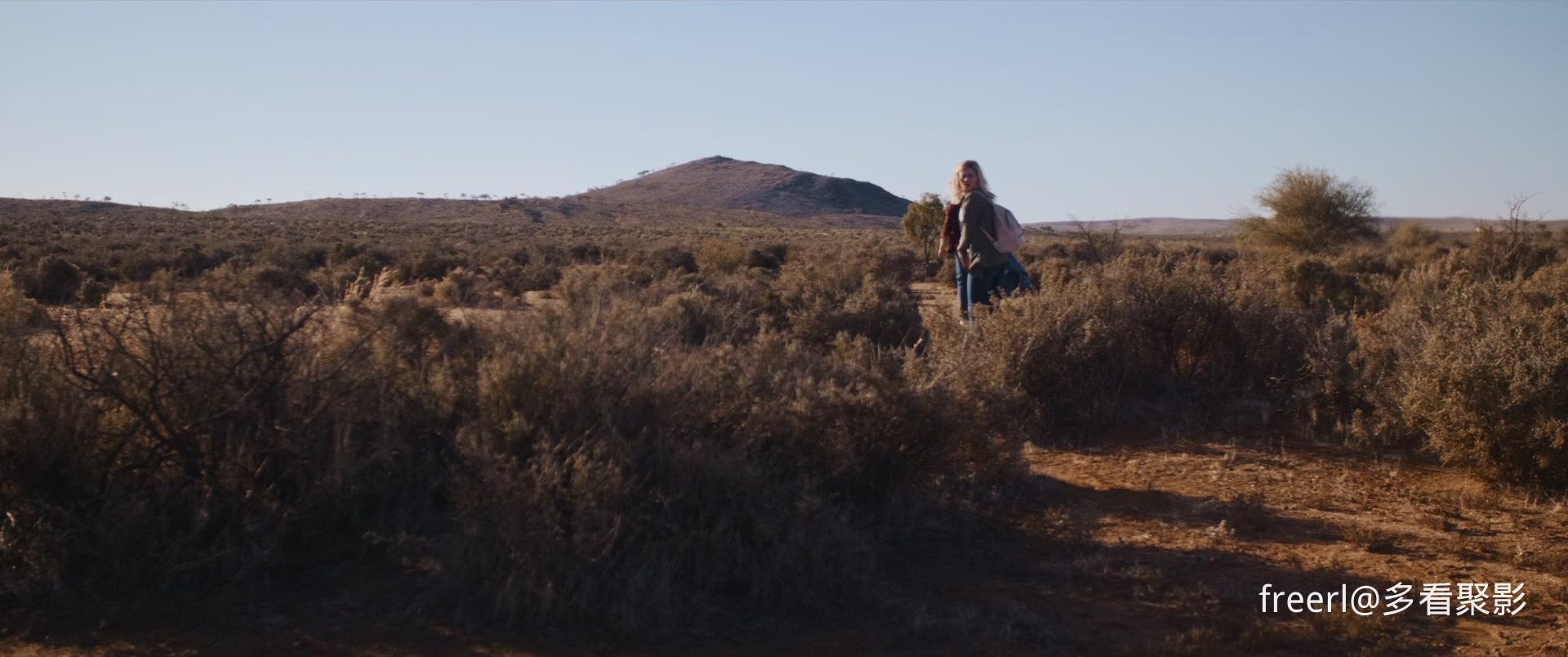 荒野求生.Outback.2019.1080p.BluRay.x265.流媒体国英双语中字.mkv_20251023_112138.281.jpg