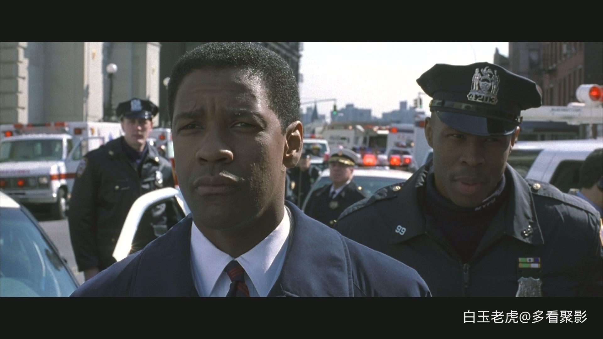 The.Siege.1998.1080p.BluRay.Remux.DTS-HD.5.1.3Audio-bylh.mkv_20251031_230549.942.jpg
