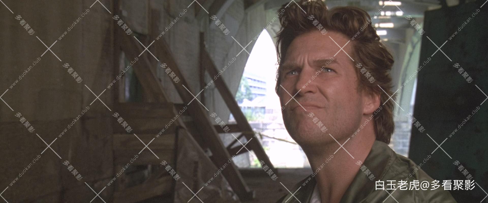 Blown.Away.1994.BluRay.1080p.x265.10bit.2Audio-MiniHD.mkv_20251108_223324.565.jpg