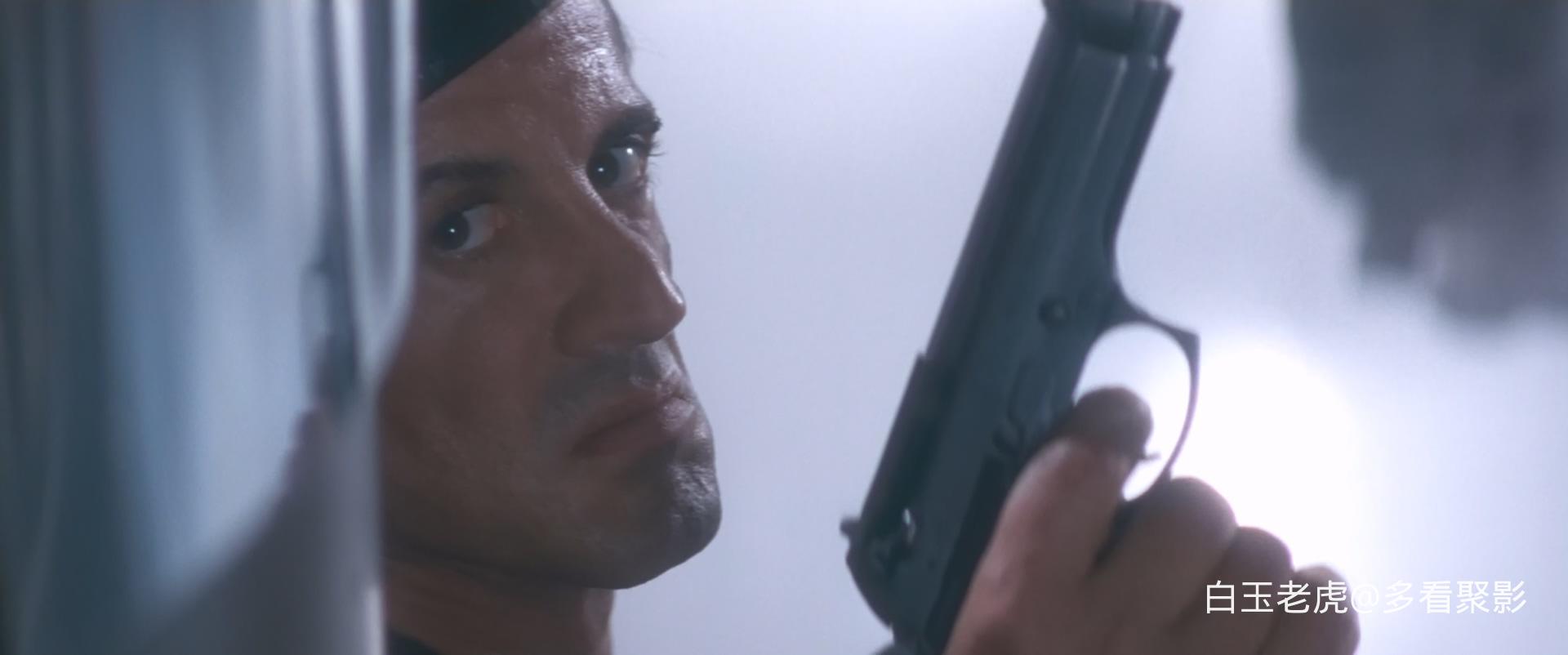 越空狂龙.Demolition.Man.1993.BluRay.1080p.DTS-HD.MA.5.1.3.Audio.x265.10bit-Dream.jpg