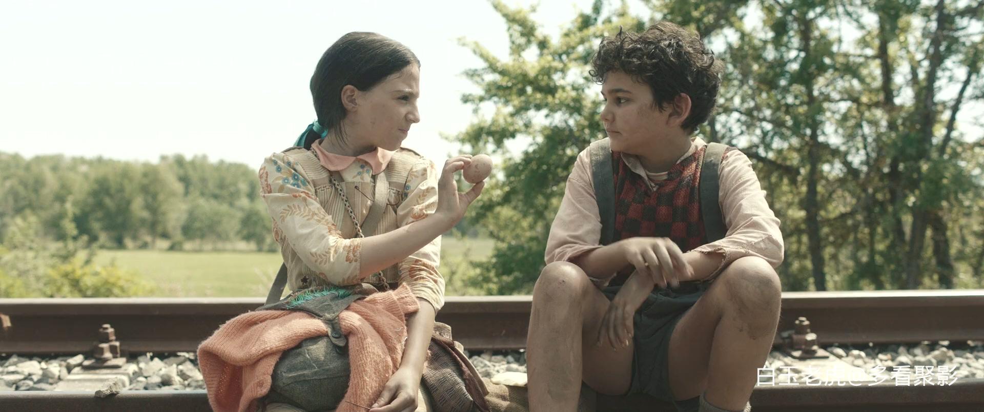 Lultima.Volta.Che.Siamo.Stati.Bambini.2023.1080p.BluRay.x264.AAC5.1-[YTS.MX].mkv.jpg