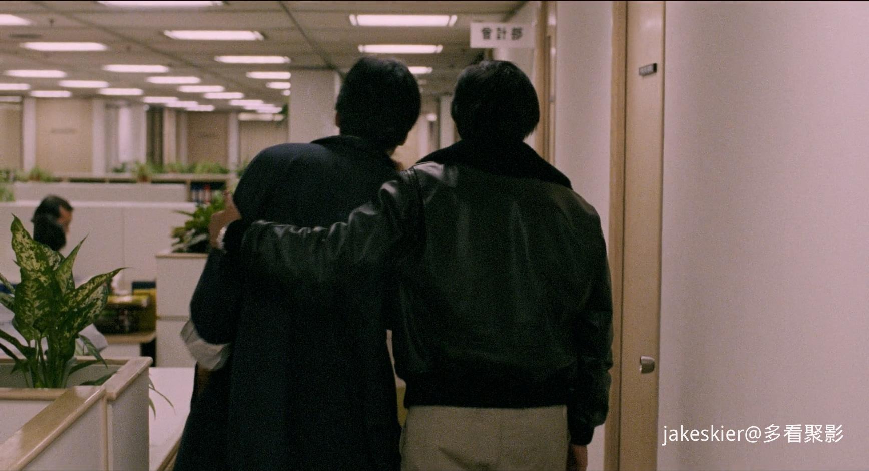1986.英雄本色1(95分钟).1080P.国粤对应中字.mkv_20251125_233329.256.jpg