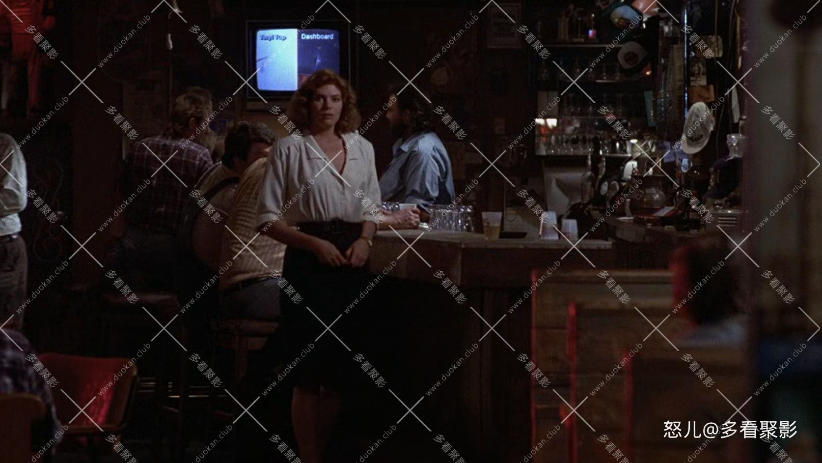 暴劫梨花.The.Accused.1988.1080p.BluRay.x265.3audio-RARBG.mkv_20251208_100724.632.jpg