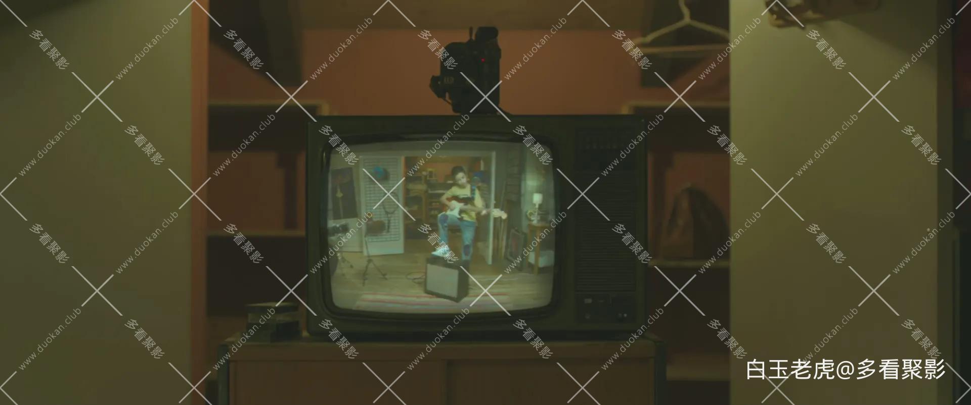 海市蜃楼.Durante.la.tormenta.aka.Mirage.2018.BluRay.1080p.x265.10bit.TrueHD.5.1..webp