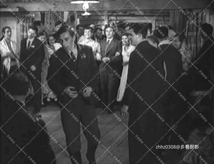 1939.教师.720×552.2Audio.mkv_20260116_152900103.jpg