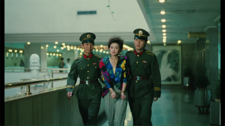 西行囚车[00_01_05][20260204-095953].png