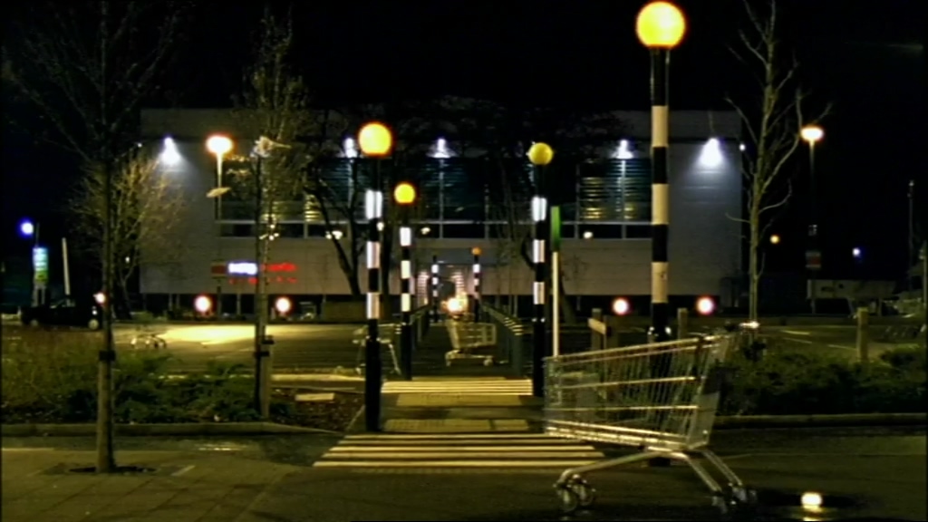 远古入侵S01E01.MKV_000004.775.jpg