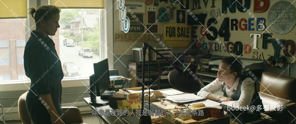 三块广告牌Three.Billboards.Outside.Ebbing.Missouri.2017.BluRay.1080p.x265.10bit..jpg
