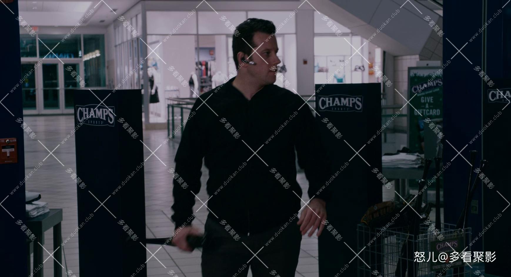 百货战警.Paul.Blart.Mall.Cop.2009.1080p.BluRay.x265.2audio-RARBG.mkv_20260402_12.jpg