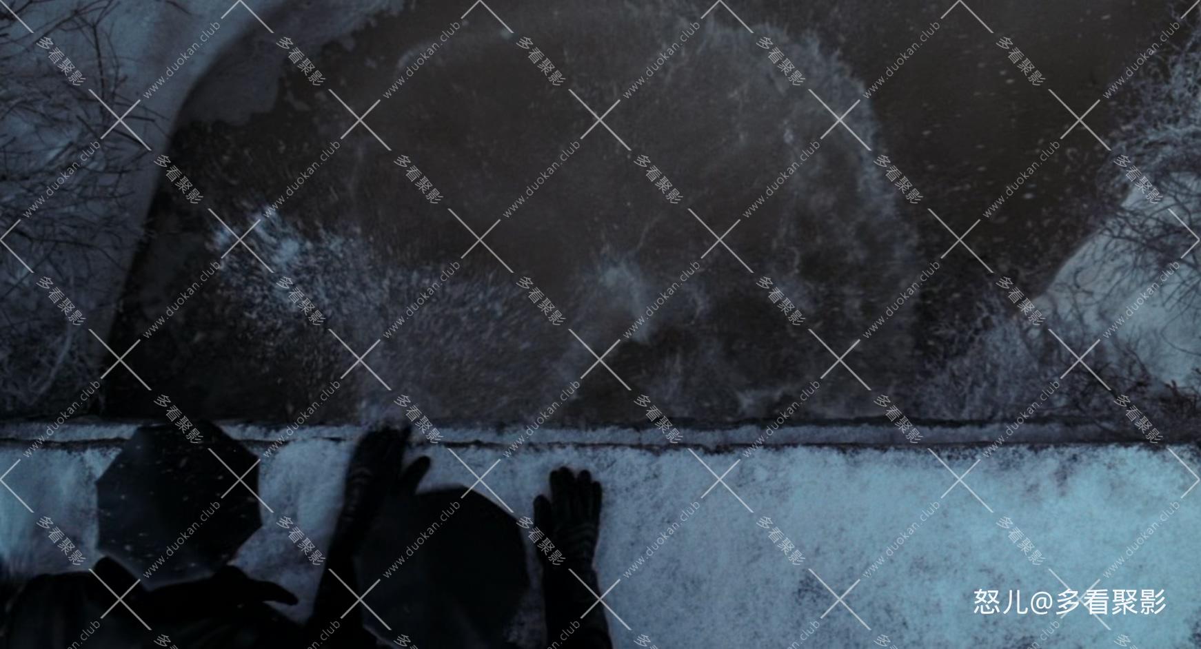 蝙蝠侠归来.Batman.Returns.1992.REMASTERED.1080p.BluRay.x265.2audio-RARBG.mkv_202.jpg
